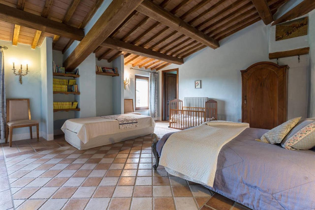 Agriturismo Il Poggio Degli Scoiattoli 佩鲁贾 外观 照片